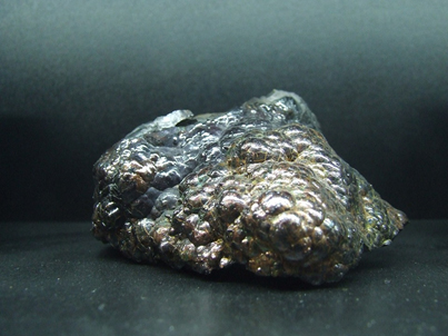 Minério de hematita, mineral portador de Fe.